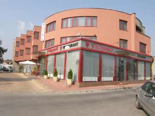 Отель Отель Филипополис Пловдив Двухместный номер с 1 кроватью или 2 отдельными кроватями-41